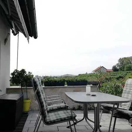 Ferienwohnung Sachsenberg Keine Monteure Apartment