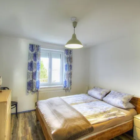 Ferienwohnung Sachsenberg Keine Monteure Apartment *